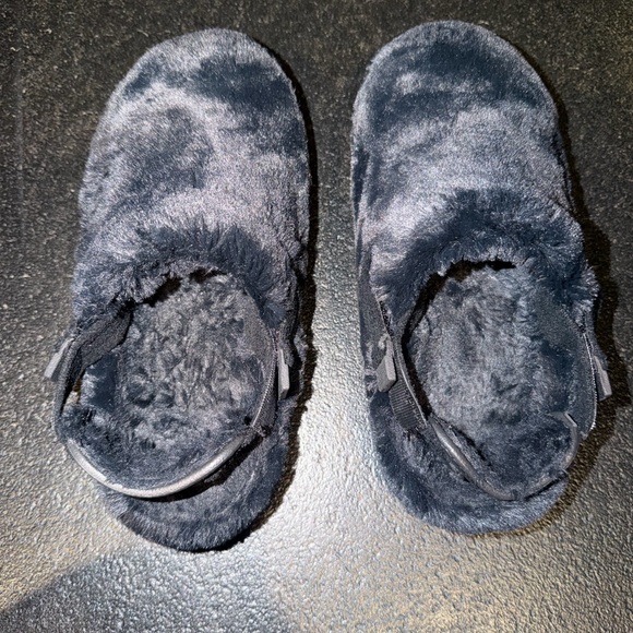 Nike Calm SE Women's Mules Black Faux Fur Slippers. Size 8! Black! Cozy! - Picture 6 of 13